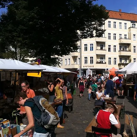 迷你特尔公寓 *